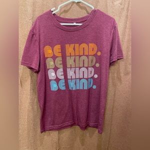 Be kind T-shirt. Purple.
